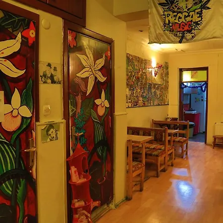 بيت شباب Mystic Simurgh Hostel اسطنبول