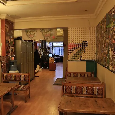 Хостел Mystic Simurgh Hostel Стамбул